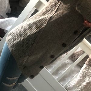 Hollister cardigan